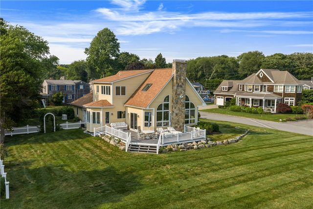 139 Hemlock Avenue, Warwick, RI 02886