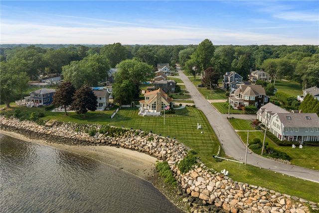 139 Hemlock Avenue, Warwick, RI 02886