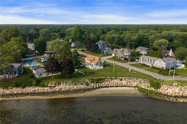 139 Hemlock Avenue, Warwick, RI 02886