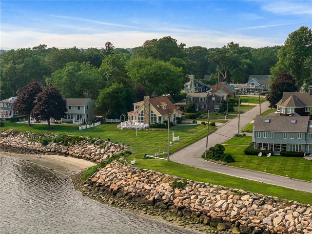 139 Hemlock Avenue, Warwick, RI 02886