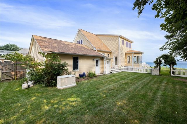 139 Hemlock Avenue, Warwick, RI 02886