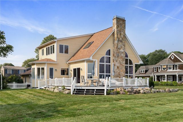 139 Hemlock Avenue, Warwick, RI 02886