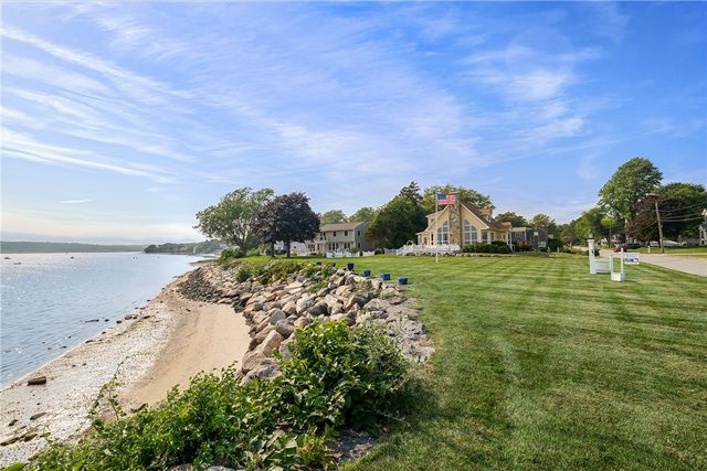 139 Hemlock Avenue, Warwick, RI 02886
