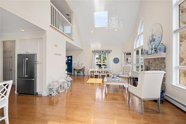 139 Hemlock Avenue, Warwick, RI 02886