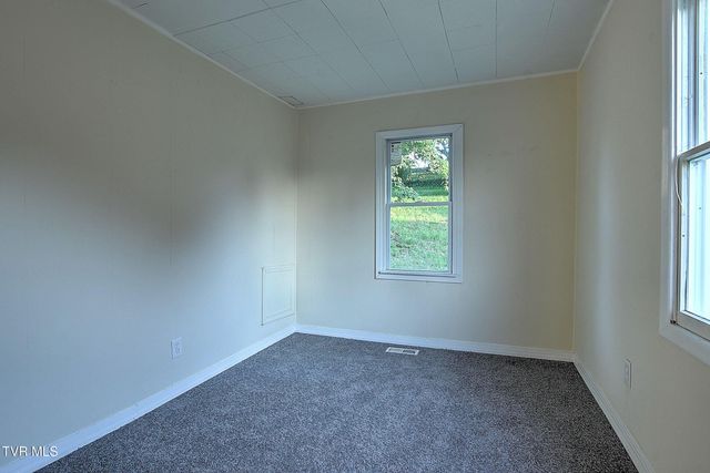 900 Tip Top Avenue, Kingsport, TN 37665