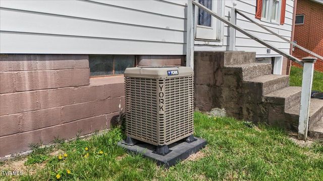 900 Tip Top Avenue, Kingsport, TN 37665