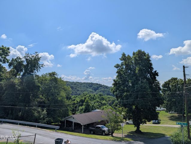 900 Tip Top Avenue, Kingsport, TN 37665