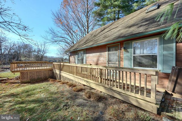 554 LAKE MEADE DR, East Berlin, PA 17316