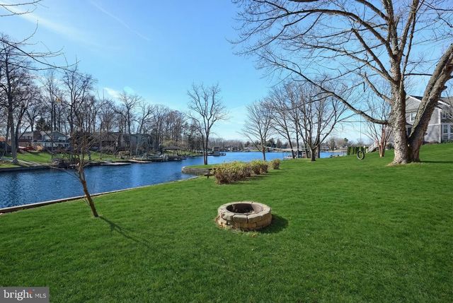 554 LAKE MEADE DR, East Berlin, PA 17316