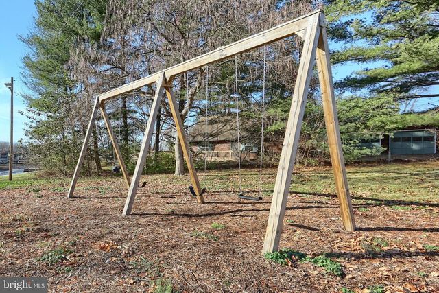 554 LAKE MEADE DR, East Berlin, PA 17316