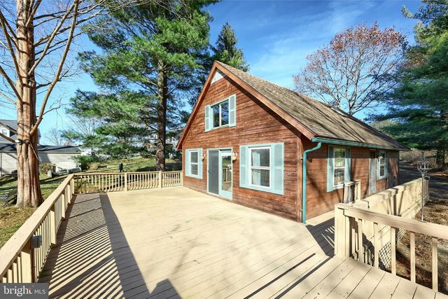 554 LAKE MEADE DR, East Berlin, PA 17316