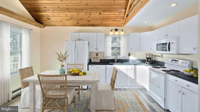 554 LAKE MEADE DR, East Berlin, PA 17316