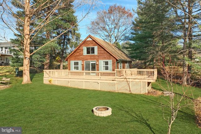 554 LAKE MEADE DR, East Berlin, PA 17316