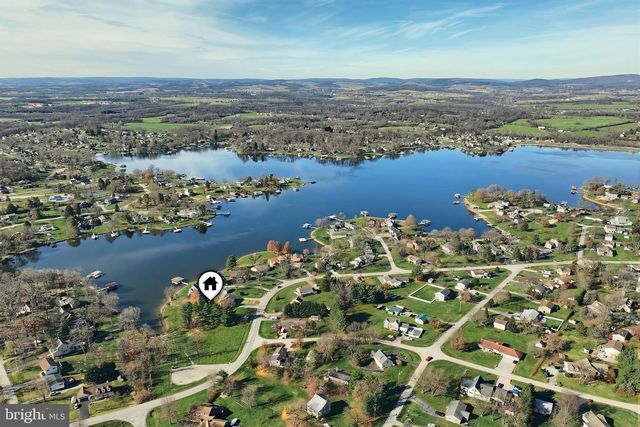 554 LAKE MEADE DR, East Berlin, PA 17316