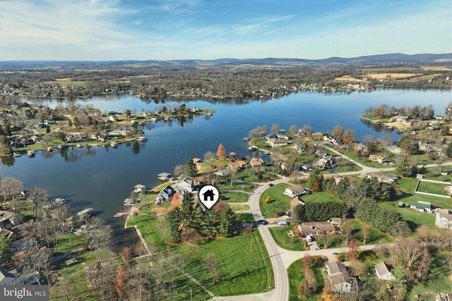 554 LAKE MEADE DR, East Berlin, PA 17316