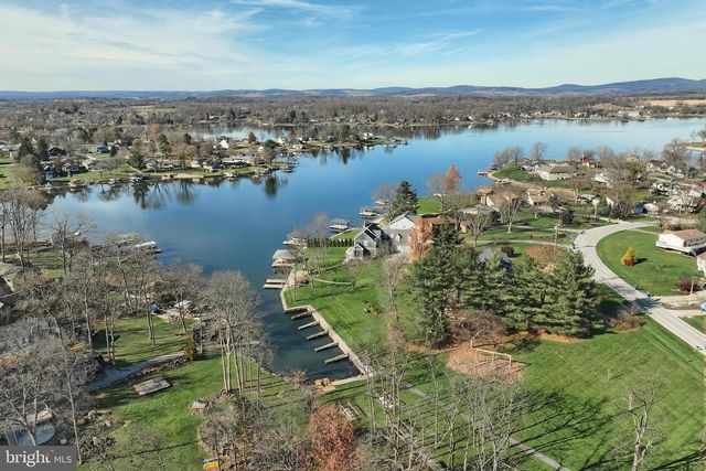 554 LAKE MEADE DR, East Berlin, PA 17316