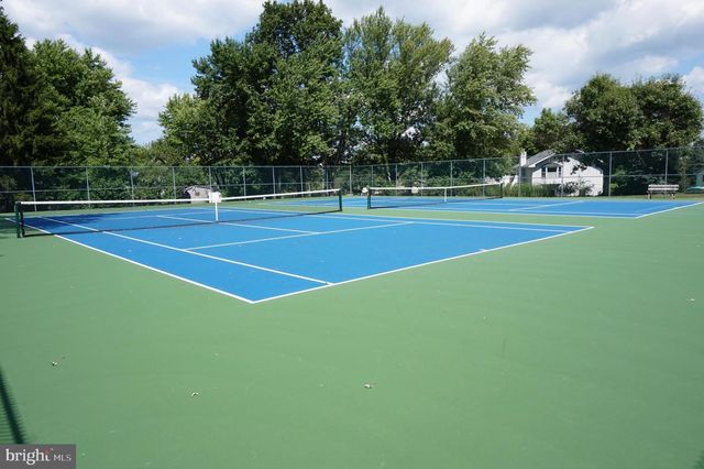 554 LAKE MEADE DR, East Berlin, PA 17316