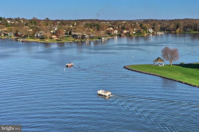 554 LAKE MEADE DR, East Berlin, PA 17316