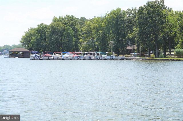 554 LAKE MEADE DR, East Berlin, PA 17316