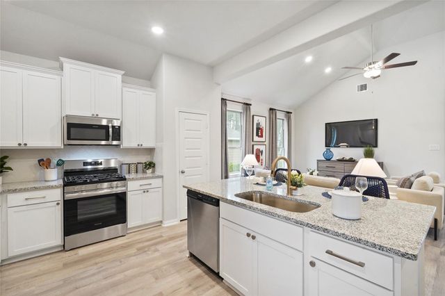 10912 Independence Road, Cleveland, TX 77328