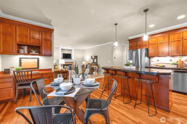 26017 SE 23rd Place, Sammamish, WA 98075