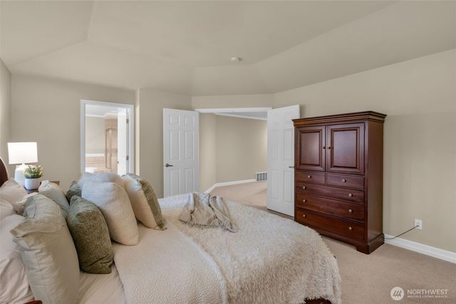 26017 SE 23rd Place, Sammamish, WA 98075