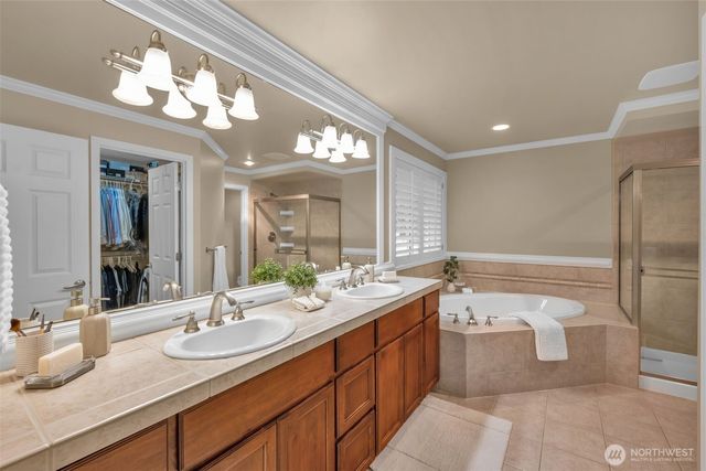 26017 SE 23rd Place, Sammamish, WA 98075