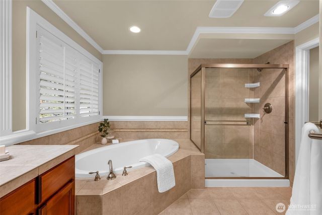 26017 SE 23rd Place, Sammamish, WA 98075