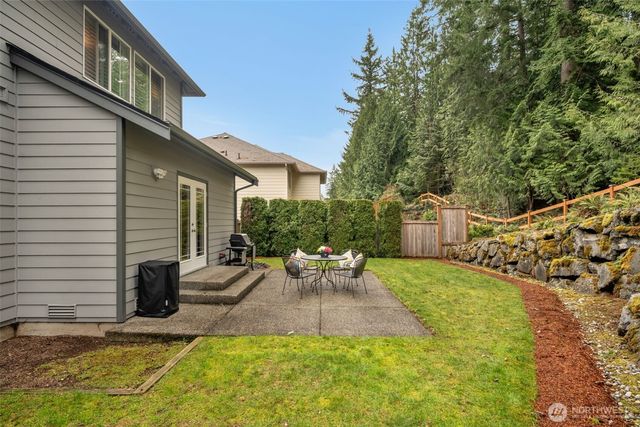 26017 SE 23rd Place, Sammamish, WA 98075