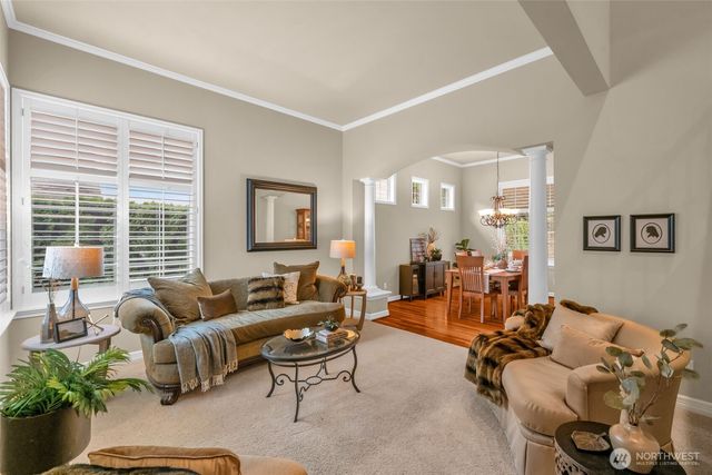 26017 SE 23rd Place, Sammamish, WA 98075