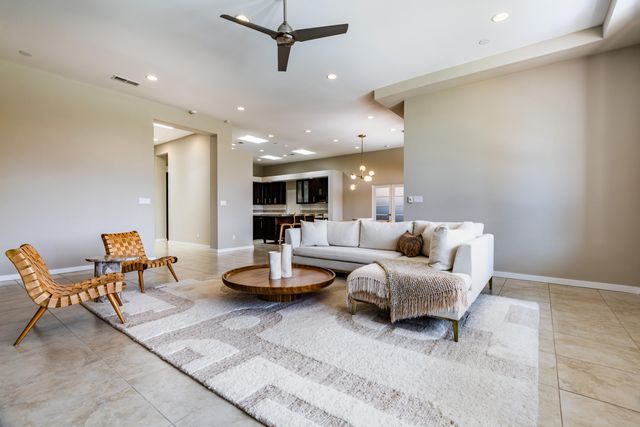 4812 Valle Santo Trail NW, Albuquerque, NM 87120