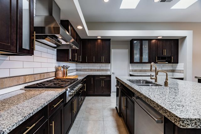 4812 Valle Santo Trail NW, Albuquerque, NM 87120