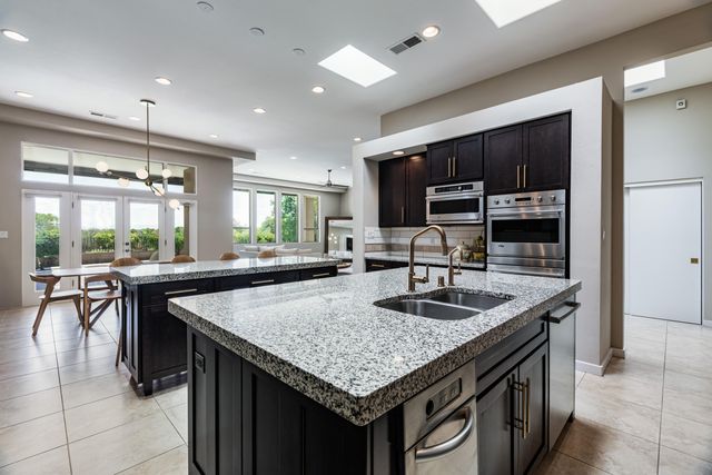 4812 Valle Santo Trail NW, Albuquerque, NM 87120
