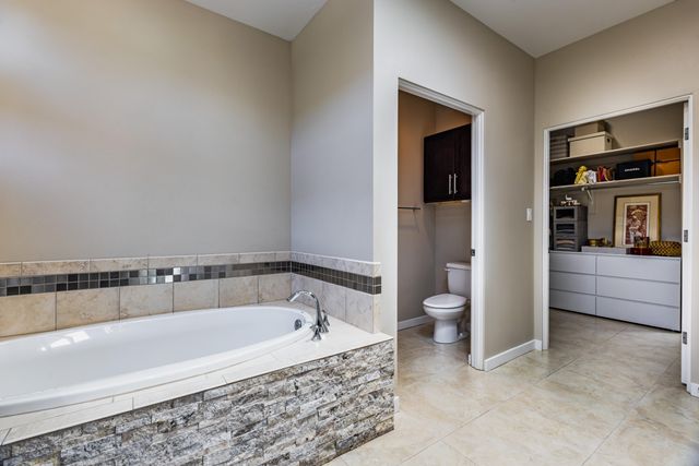4812 Valle Santo Trail NW, Albuquerque, NM 87120