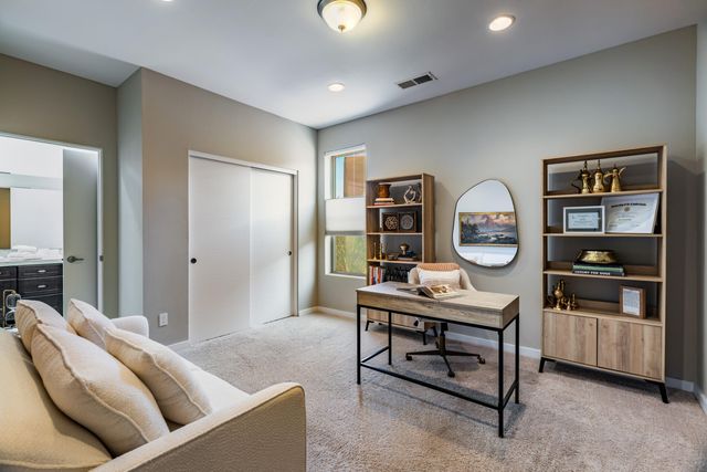 4812 Valle Santo Trail NW, Albuquerque, NM 87120