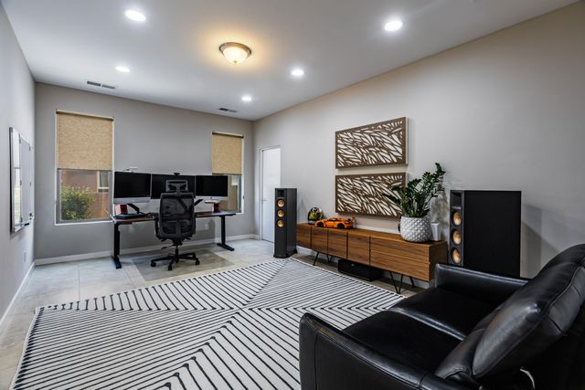 4812 Valle Santo Trail NW, Albuquerque, NM 87120