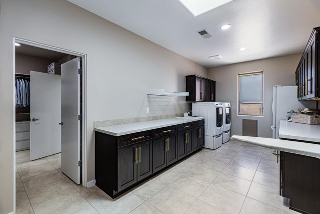 4812 Valle Santo Trail NW, Albuquerque, NM 87120