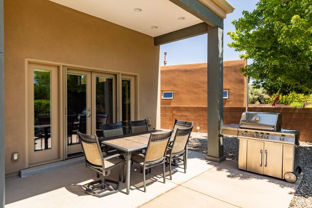 4812 Valle Santo Trail NW, Albuquerque, NM 87120
