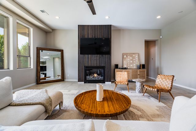 4812 Valle Santo Trail NW, Albuquerque, NM 87120