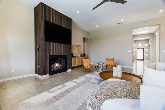 4812 Valle Santo Trail NW, Albuquerque, NM 87120