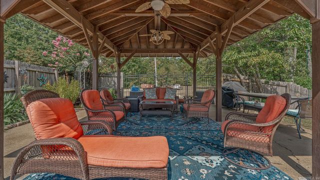 8348 Arva Lane, Harrisburg, AR 72432