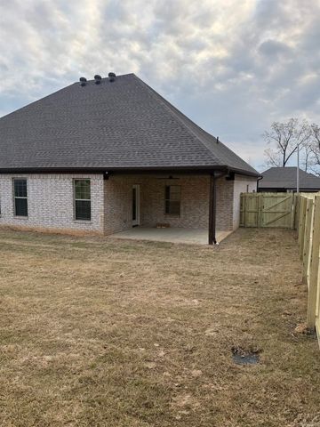 17105 Willow Creek Drive, North Little Rock, AR 72120