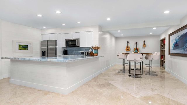 5929 N Ocean Boulevard, Ocean Ridge, FL 33435