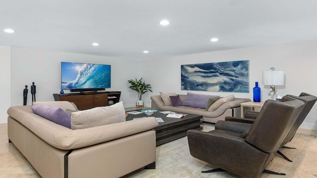 5929 N Ocean Boulevard, Ocean Ridge, FL 33435