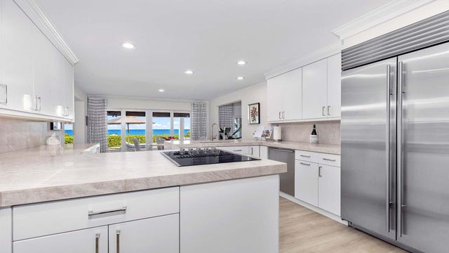 5929 N Ocean Boulevard, Ocean Ridge, FL 33435