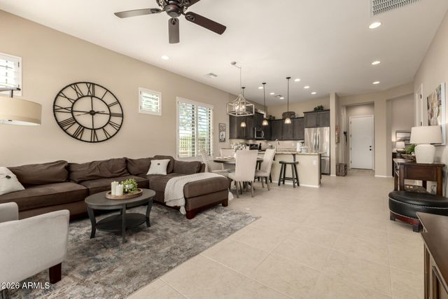 1805 N RED Cliff, Mesa, AZ 85207