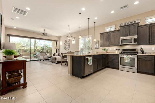 1805 N RED Cliff, Mesa, AZ 85207