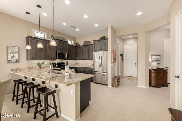 1805 N RED Cliff, Mesa, AZ 85207