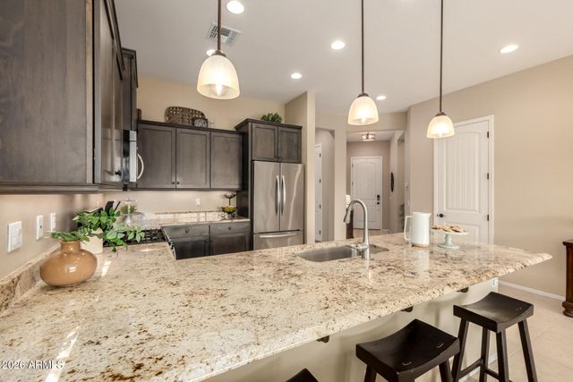 1805 N RED Cliff, Mesa, AZ 85207