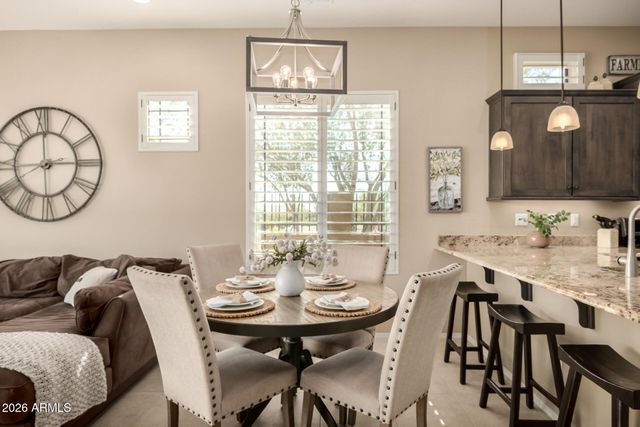 1805 N RED Cliff, Mesa, AZ 85207